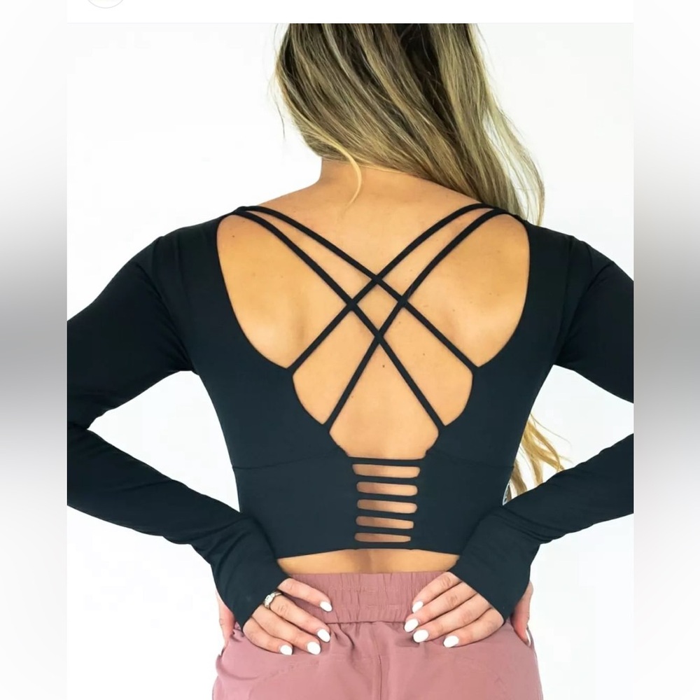Soul Fire Apparel - Classic Aya Crop Long Sleeve